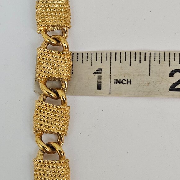 Anne Klein Vtg Lion Head Necklace Clip On Earring Set Gold Tone Statement Chunky - Picture 14 of 17